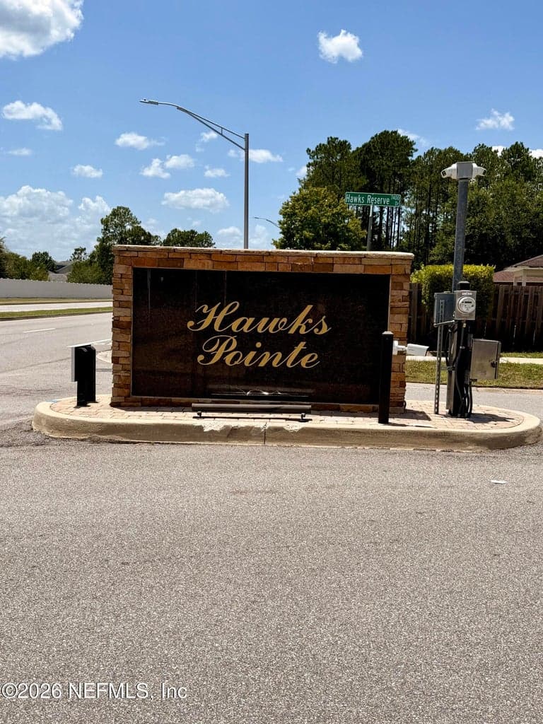 7366 HAWKS CLIFF Drive W, Jacksonville, FL 32222