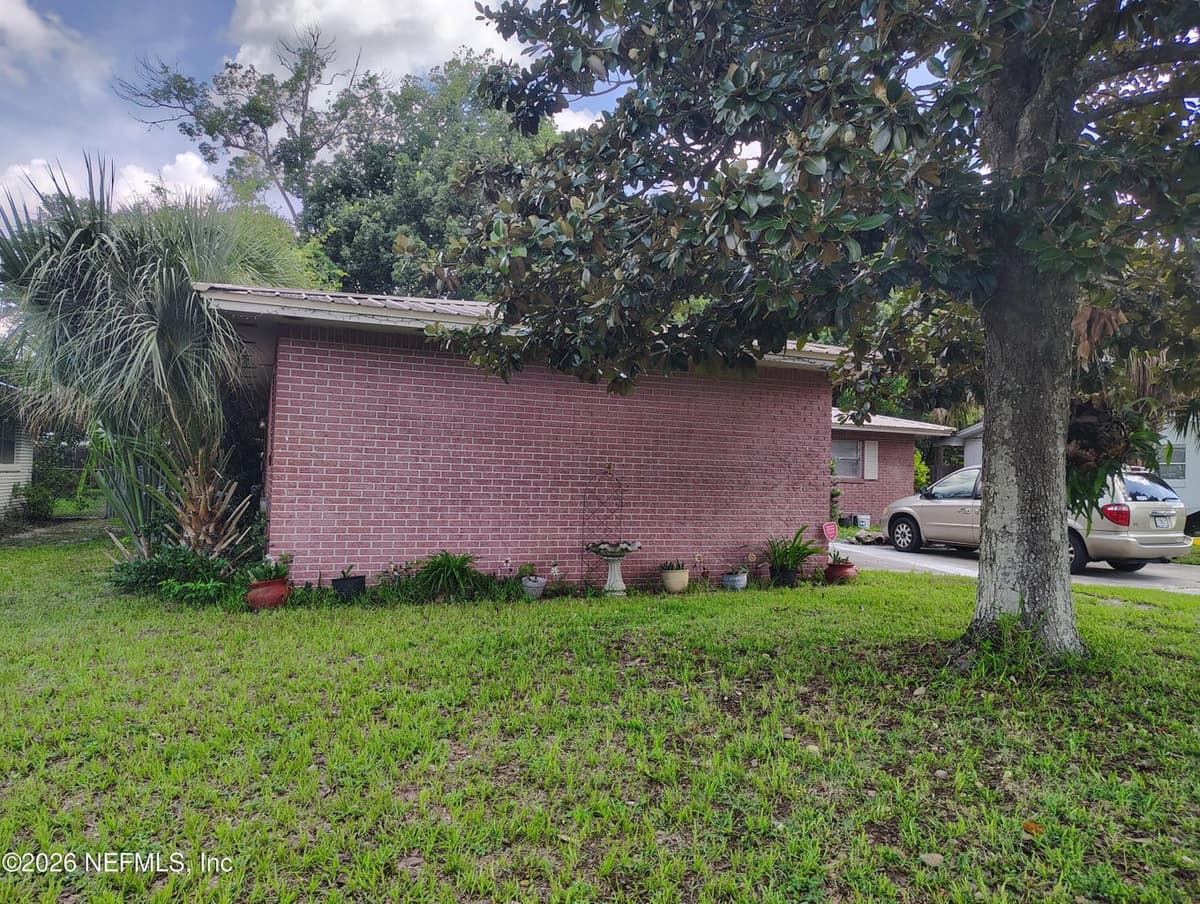 408 MAGNOLIA DR Drive, Palatka, FL 32177, Palatka, FL - photo 2