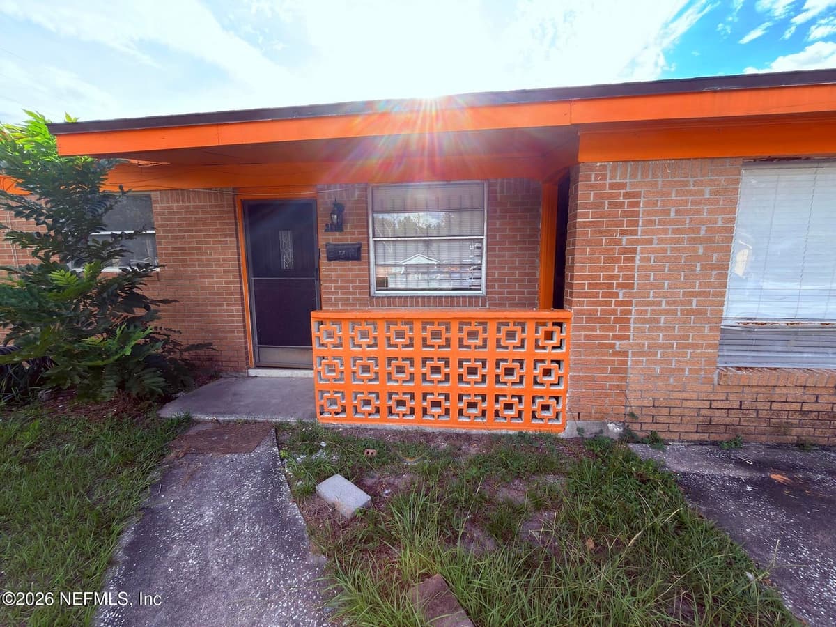 9806 PRIORY Avenue, Jacksonville, FL 32208, Jacksonville, FL - photo 3