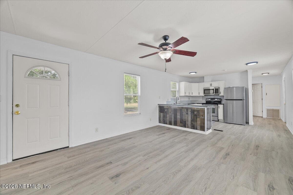 174 UNION Avenue, Interlachen, FL 32148, Interlachen, FL - photo 2