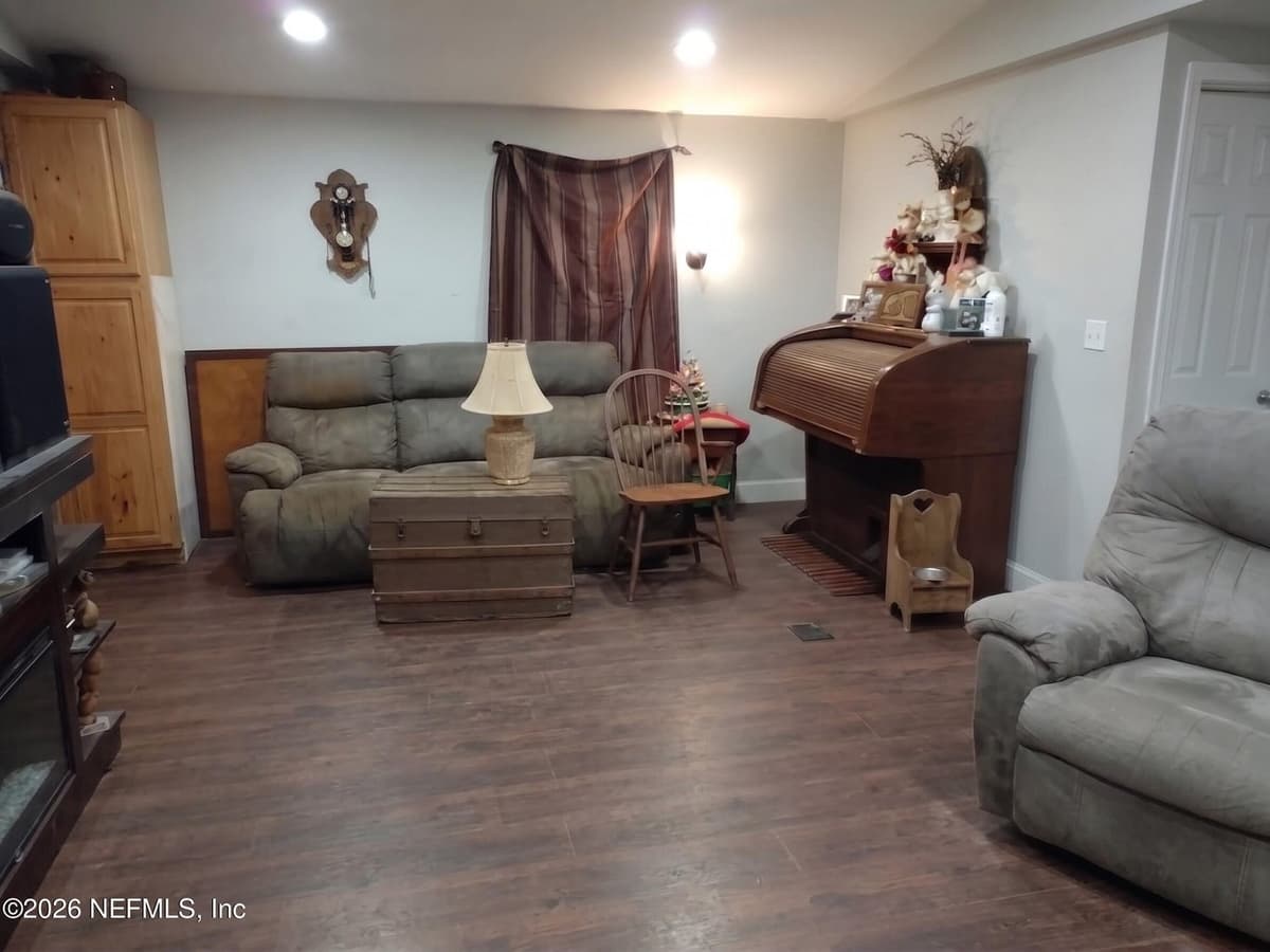 408 RHODE ISLAND Avenue, Satsuma, FL 32189, Satsuma, FL - photo 2
