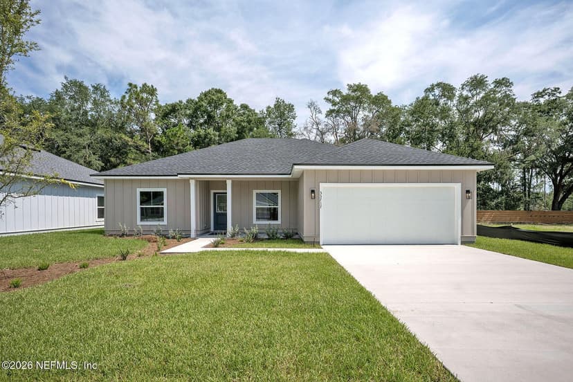 33717 HOLLAND WALK Drive, Hilliard, FL 32046