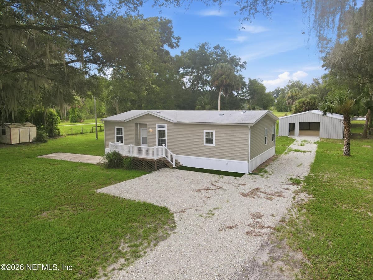103 BARTER Drive, Satsuma, FL 32189, Satsuma, FL - photo 2