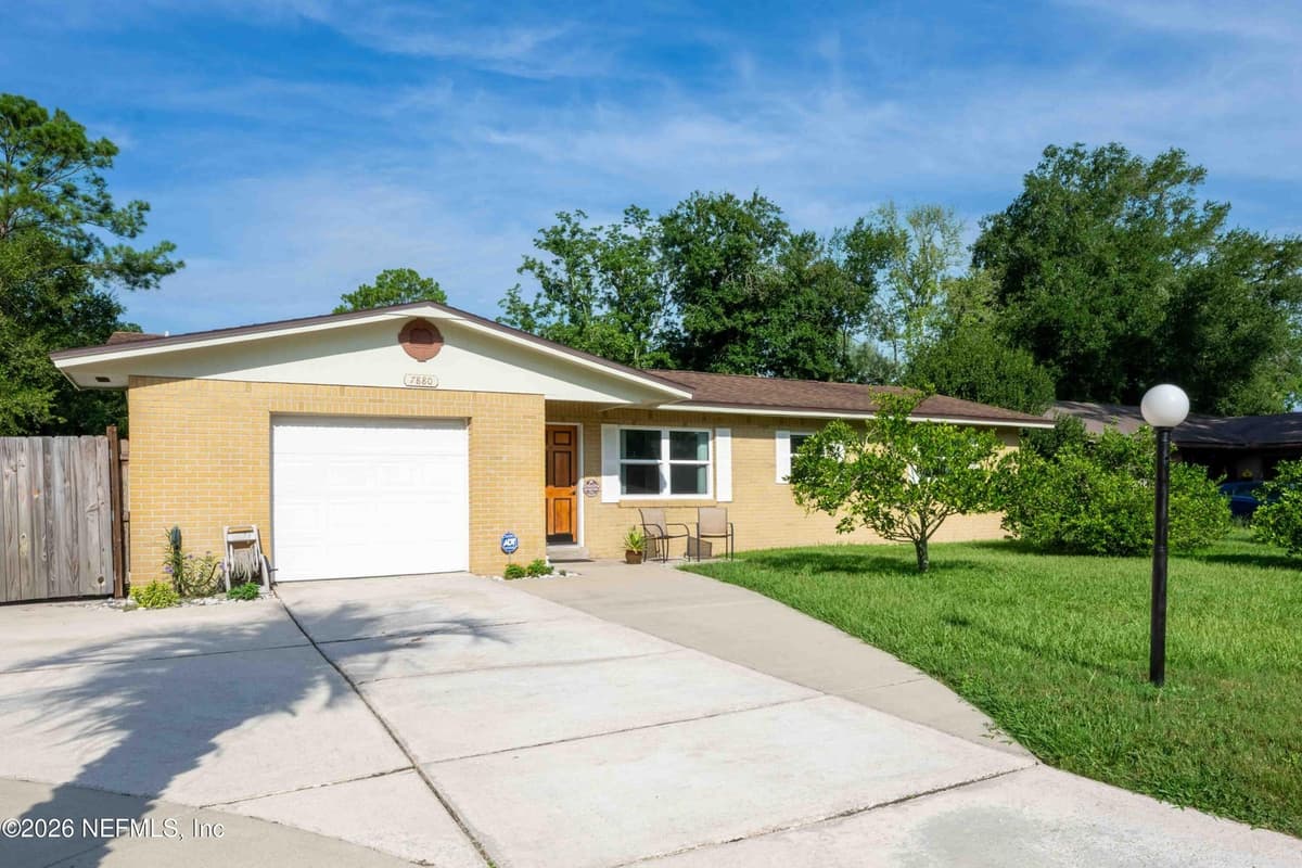 7880 RONDEAU Drive E, Jacksonville, FL 32217, Jacksonville, FL - photo 2