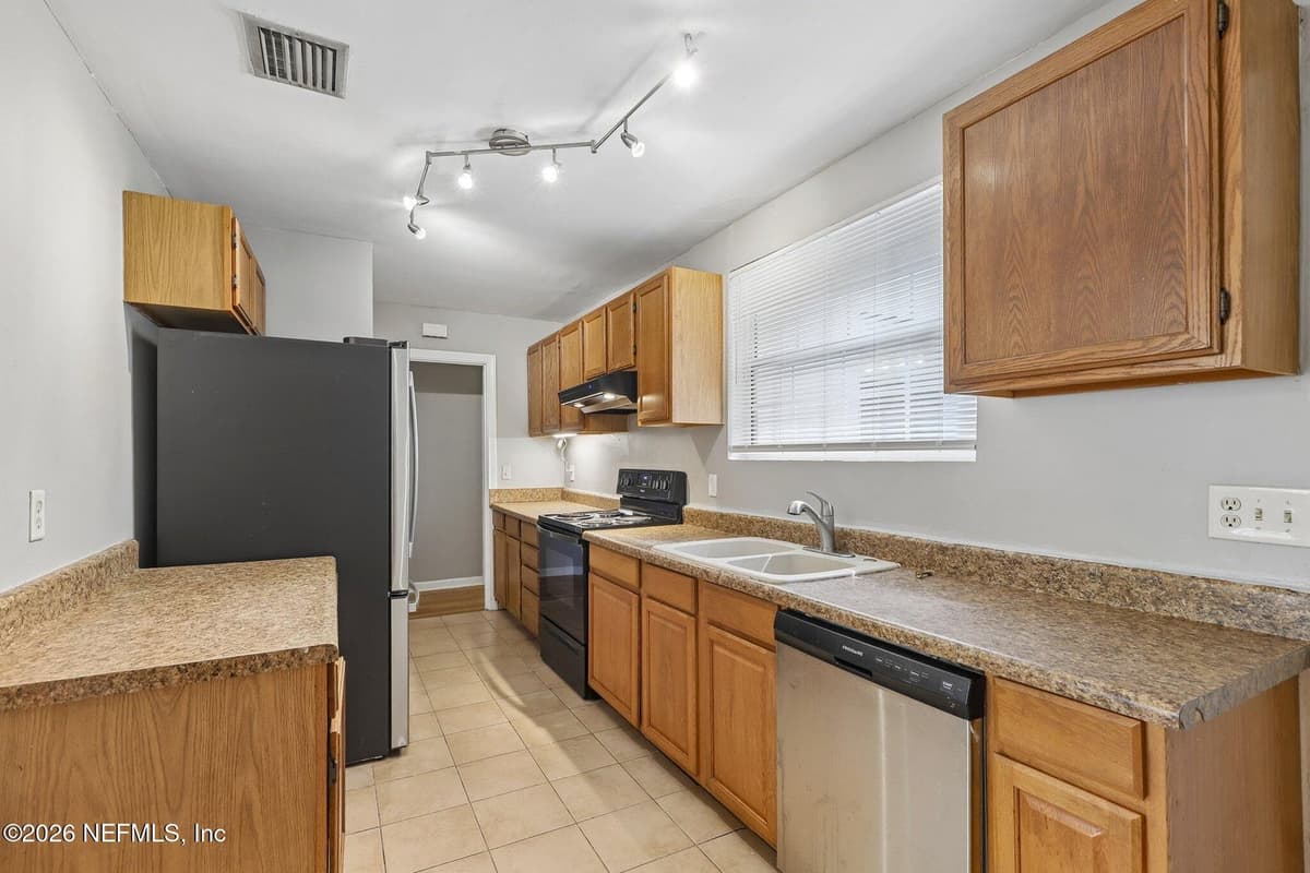 356 TIDEWATER Circle W, Jacksonville, FL 32211, Jacksonville, FL - photo 3