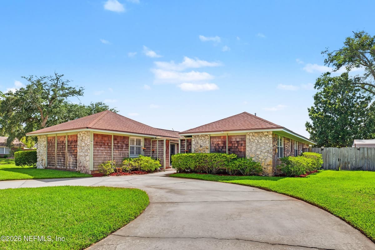 3866 LUTH Drive E, Jacksonville, FL 32250, Jacksonville, FL - photo 3