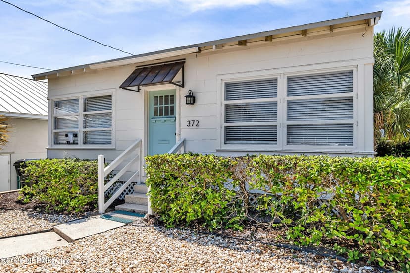 372 AHERN Street, Atlantic Beach, FL 32233