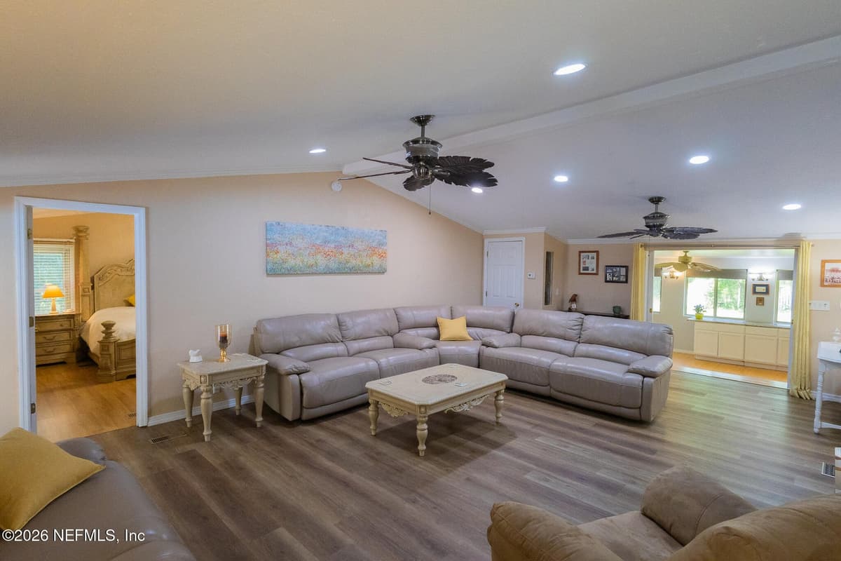 185 KINGFISH Road, Pomona Park, FL 32181, Pomona Park, FL - photo 2
