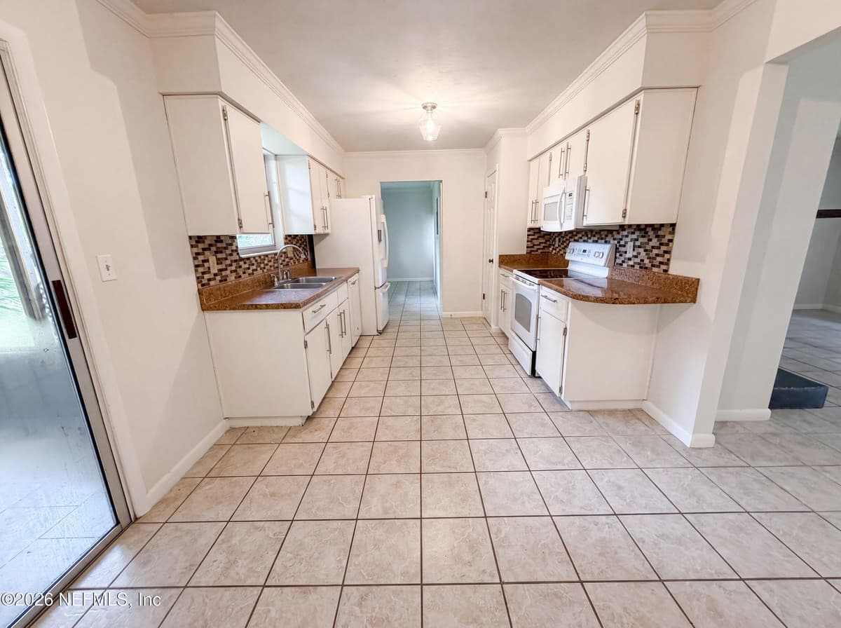 6854 HOLLY HILL Road, Melrose, FL 32666, Melrose, FL - photo 2
