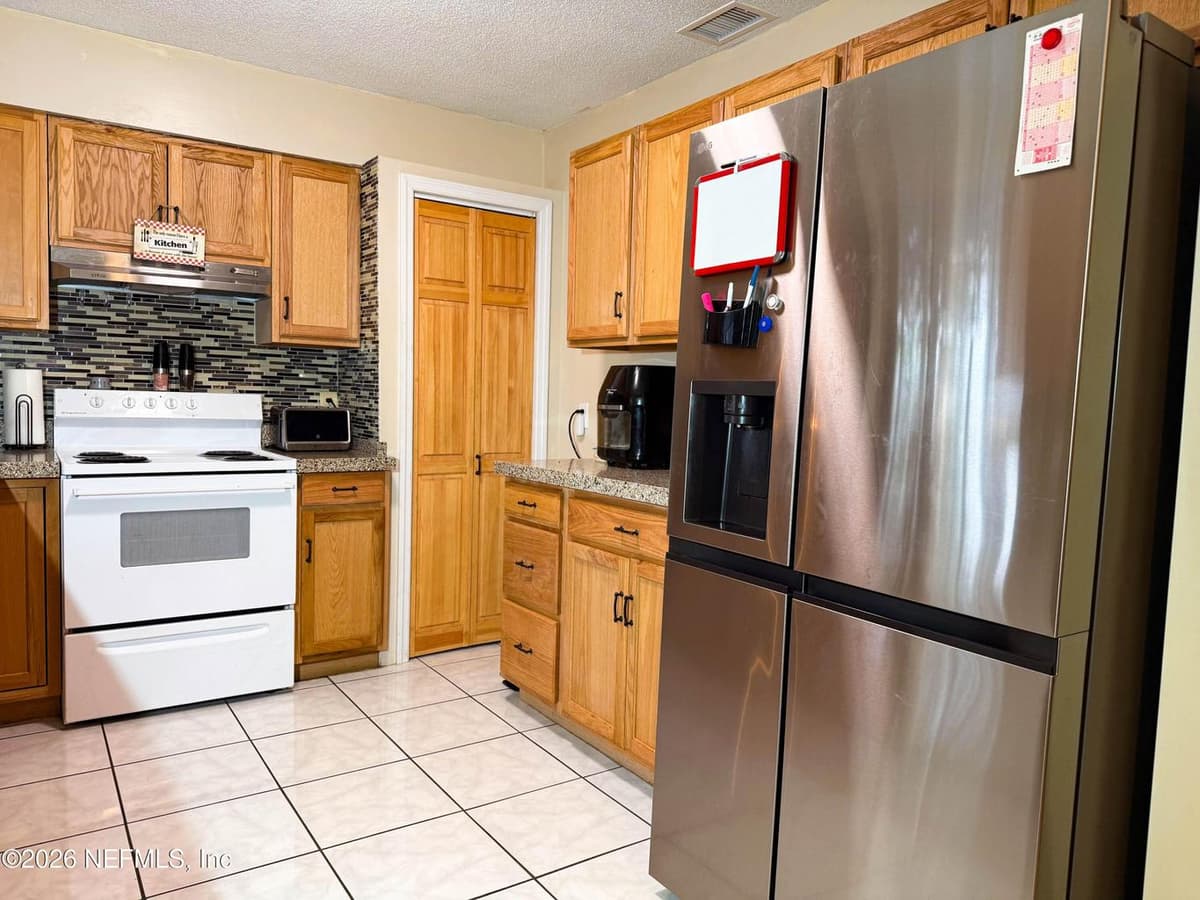 620 GLENDALE Street, Starke, FL 32091, Starke, FL - photo 3