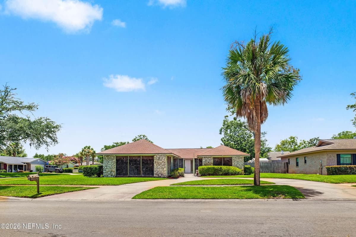 3866 LUTH Drive E, Jacksonville, FL 32250, Jacksonville, FL - photo 2