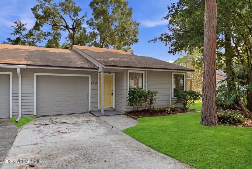 6620 WELLINGTON PLACE Lane, Jacksonville, FL 32216
