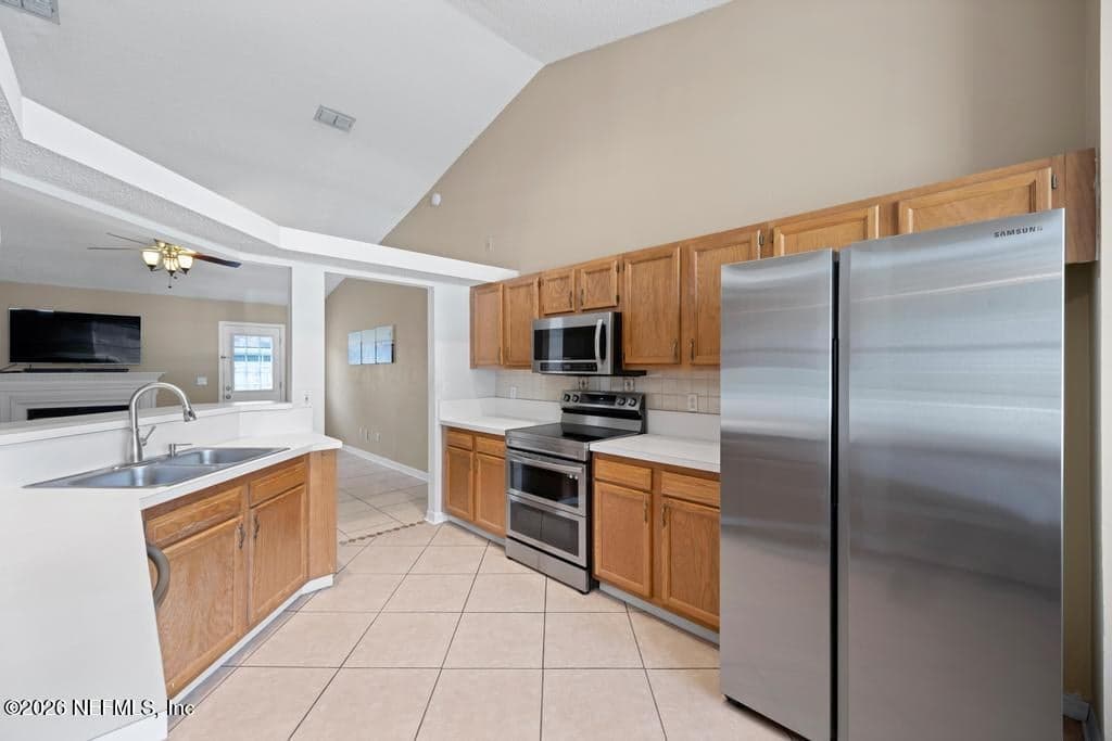 3338 GUERNSEY Court, Jacksonville, FL 32226, Jacksonville, FL - photo 2