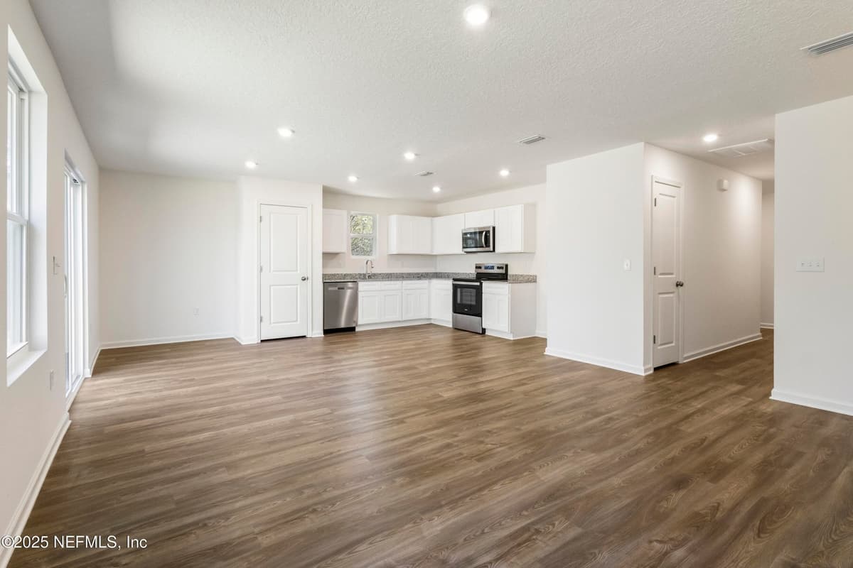 9507 AMELIA Lane, Glen St. Mary, FL 32040, Glen St. Mary, FL - photo 3