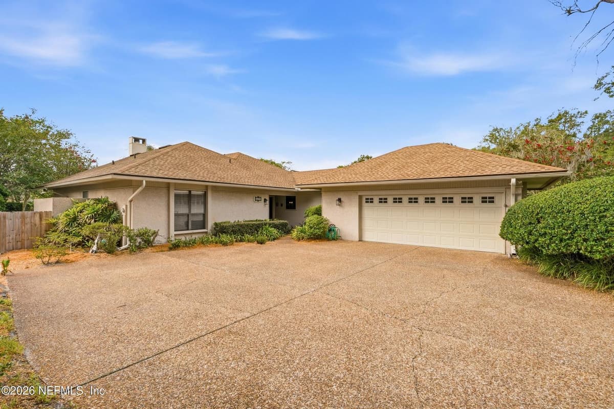 8237 SHADE TREE Court, Jacksonville, FL 32256, Jacksonville, FL - photo 3