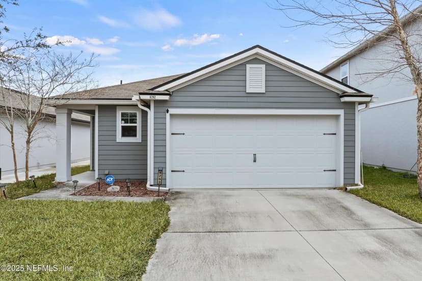 8292 MEADOW WALK Lane, Jacksonville, FL 32256