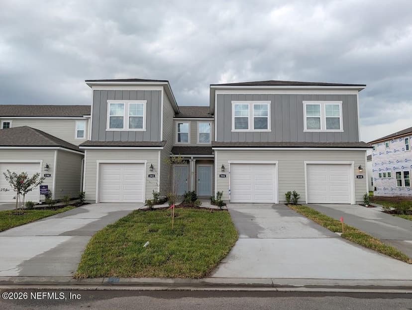 202 BRAZIL NUT Circle, Jacksonville, FL 32218