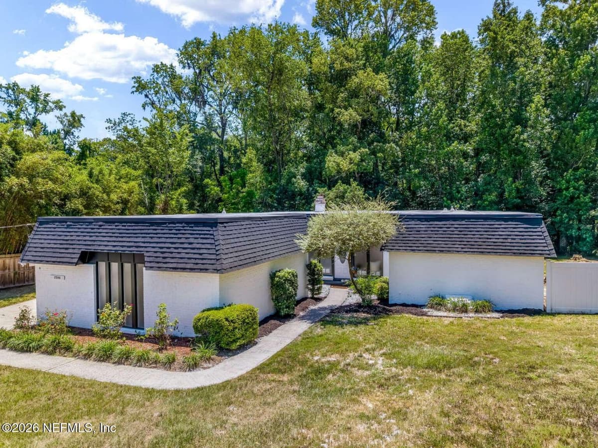 2286 LAUREL GROVE Lane W, Orange Park, FL 32073, Orange Park, FL - photo 2