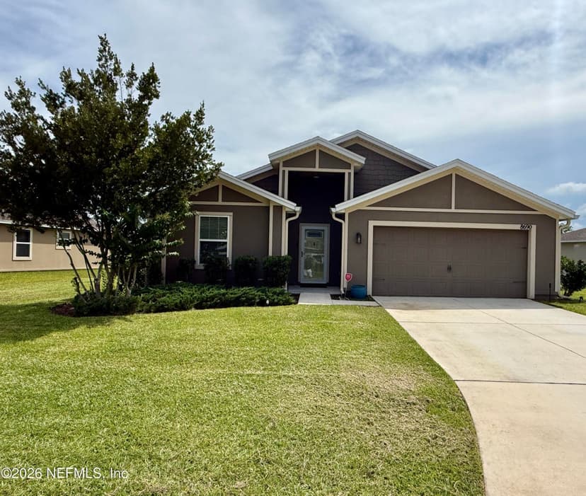 8690 LAKE GEORGE Circle E, Macclenny, FL 32063