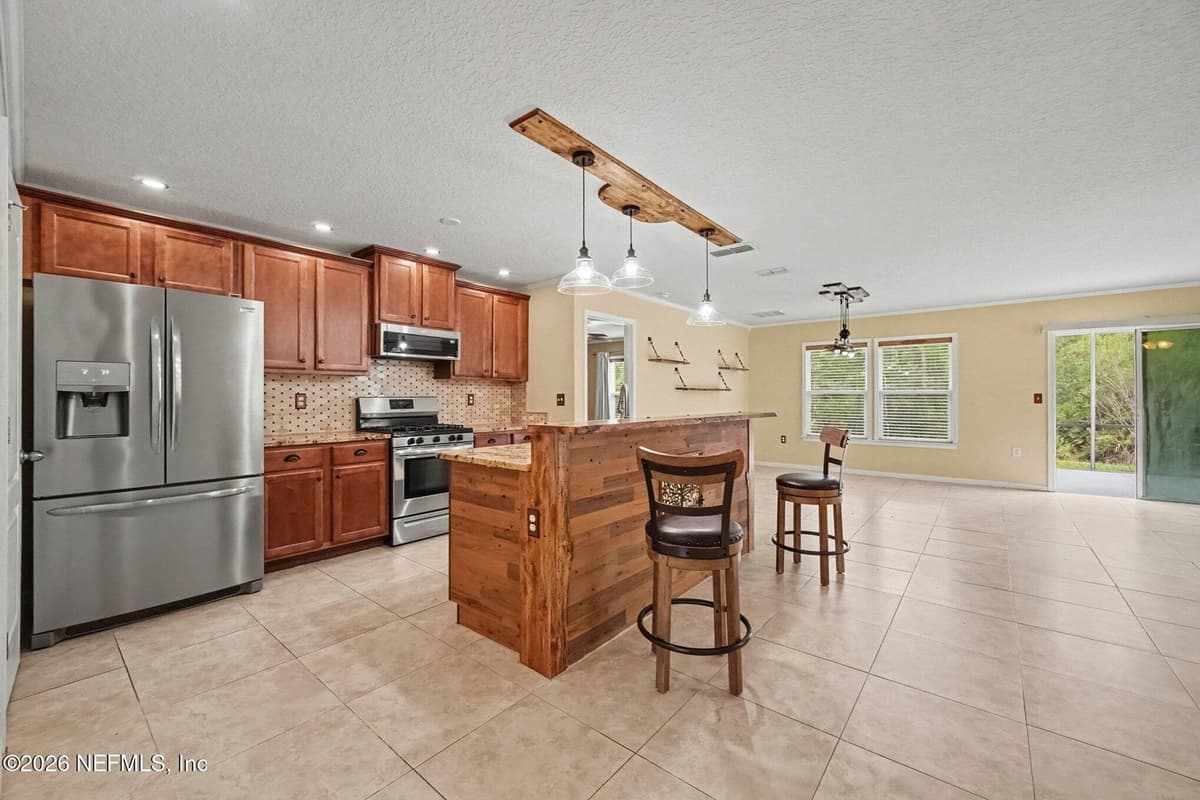 137 LAKESIDE Court, Bunnell, FL 32110, Bunnell, FL - photo 2