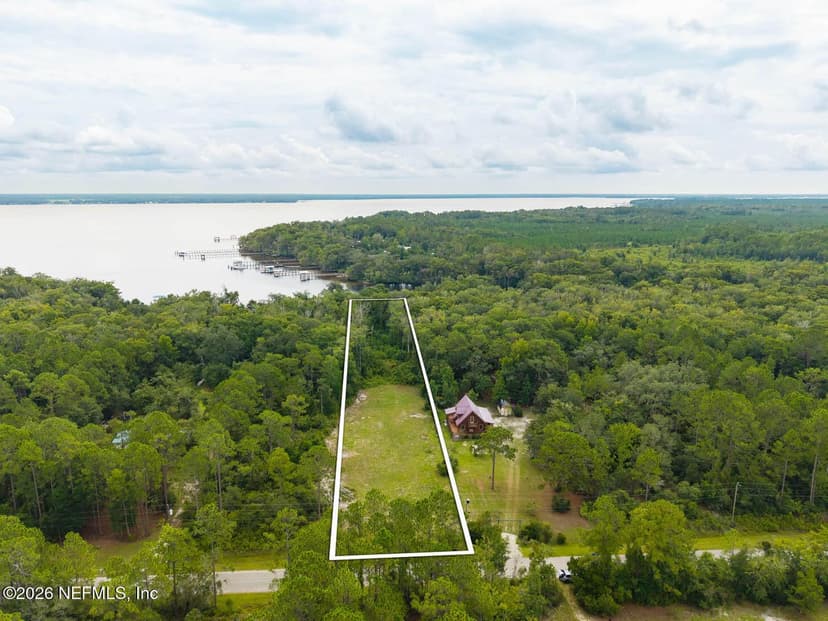 150 PIONEER Trail, Palatka, FL 32043