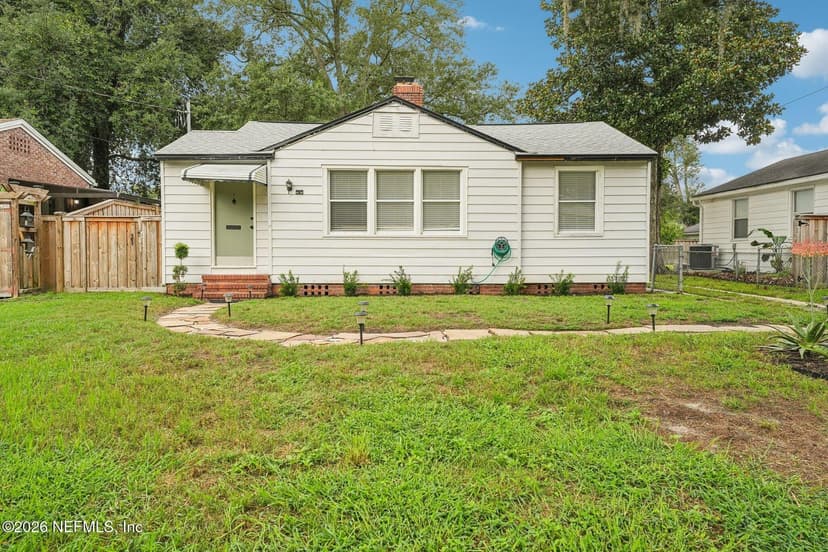 1632 CHARON Road, Jacksonville, FL 32205