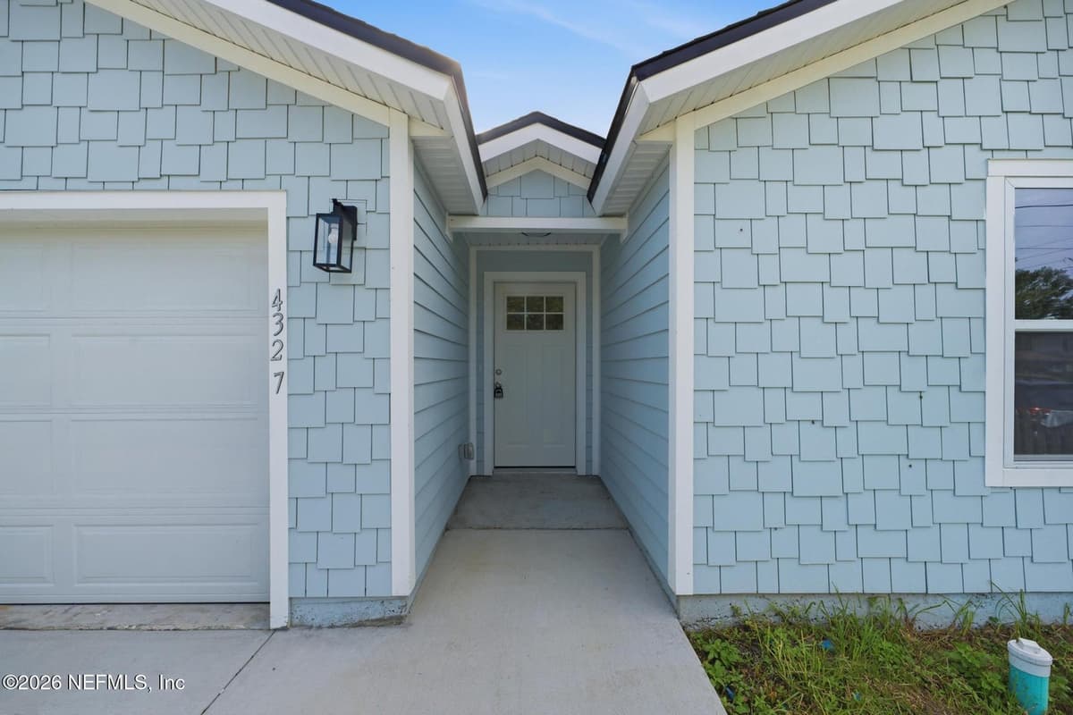 4327 BESSIE Circle E, Jacksonville, FL 32209, Jacksonville, FL - photo 3
