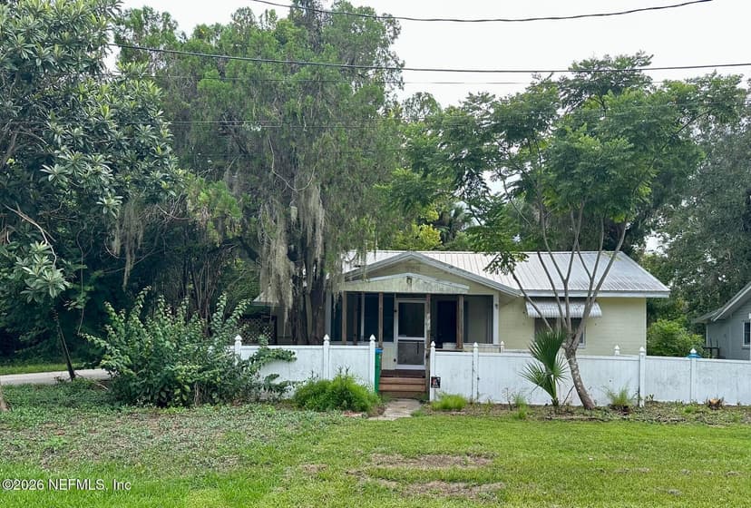 414 CHESTNUT Street, Crescent City, FL 32112