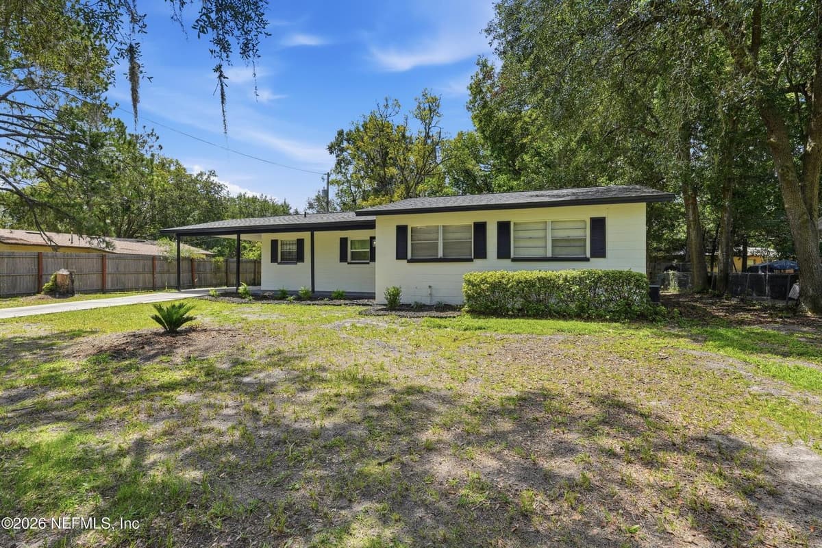 1823 NE 31ST Avenue N, Gainesville, FL 32609, Gainesville, FL - photo 2