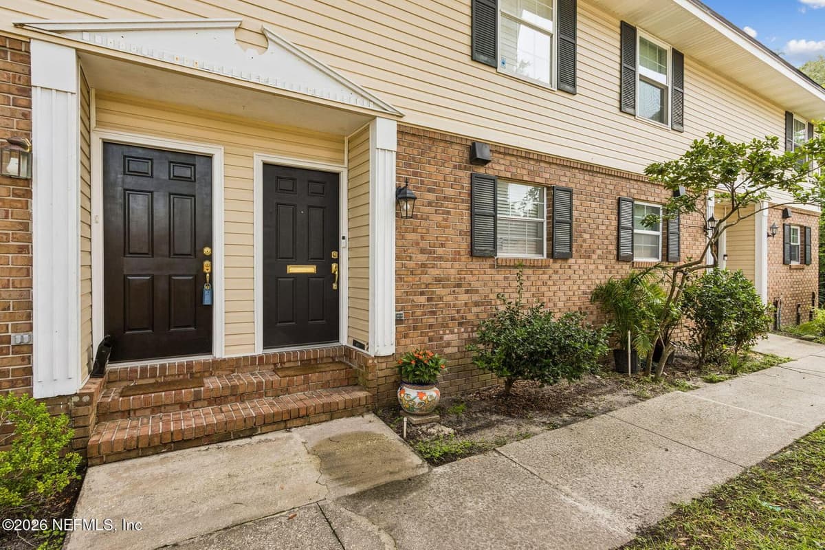 4519 COLUMBUS Circle 1B, Jacksonville, FL 32210, Jacksonville, FL - photo 2