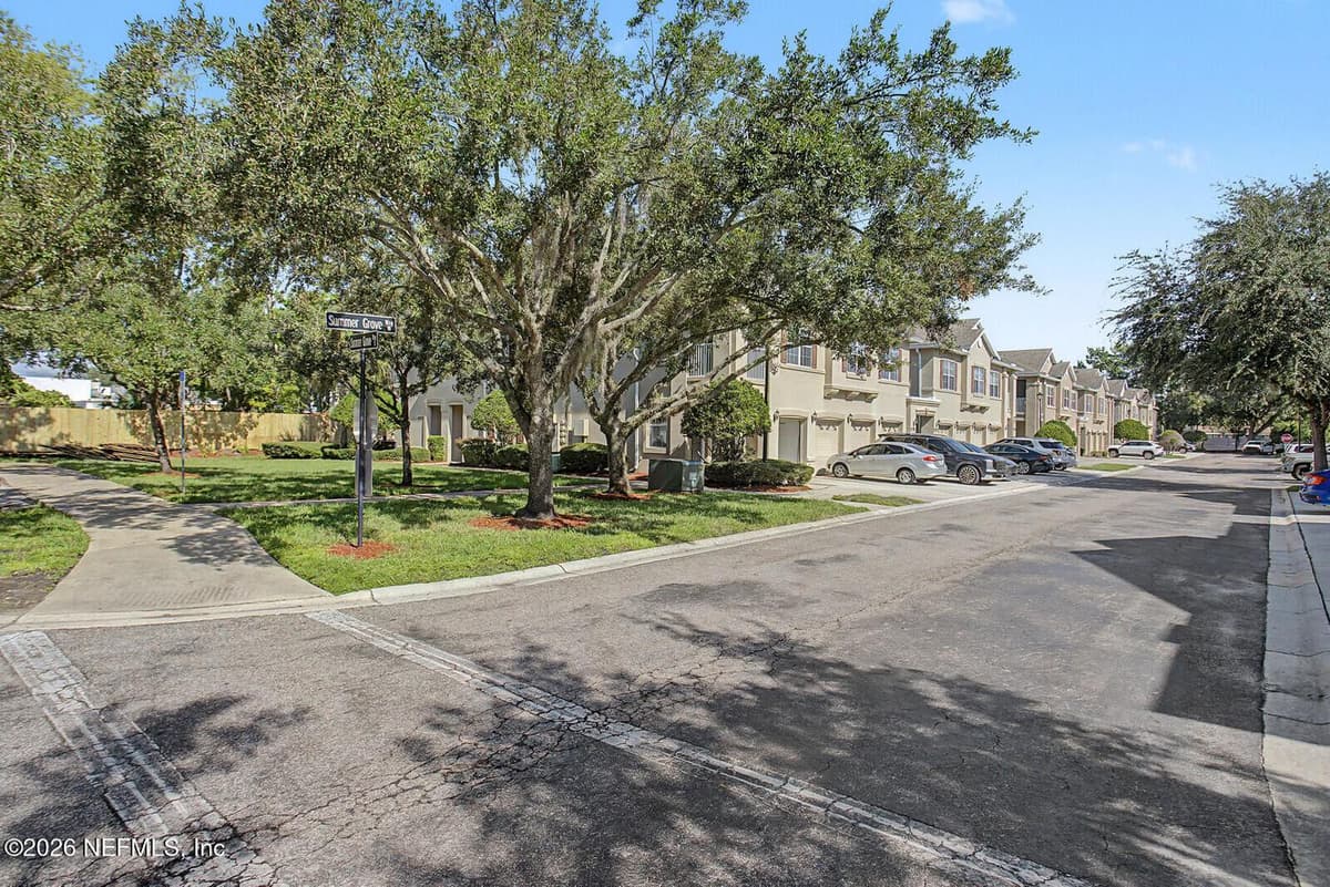 9774 SUMMER GROVE Way 102, Jacksonville, FL 32257, Jacksonville, FL - photo 2