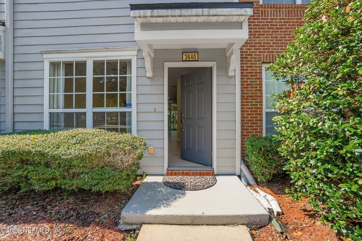 3640 SUMMERLIN Lane, Jacksonville, FL 32224, Jacksonville, FL - photo 2
