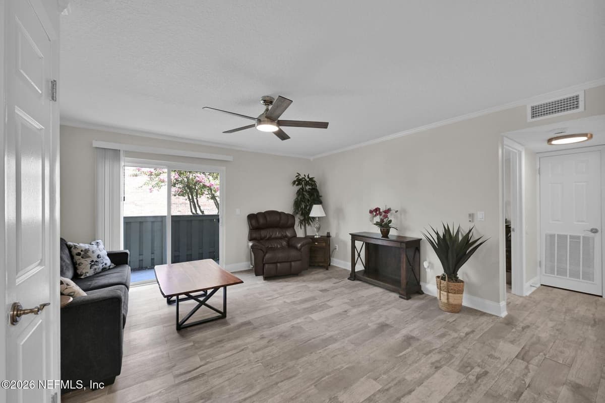 3737 LORETTO Road 104, Jacksonville, FL 32223, Jacksonville, FL - photo 2