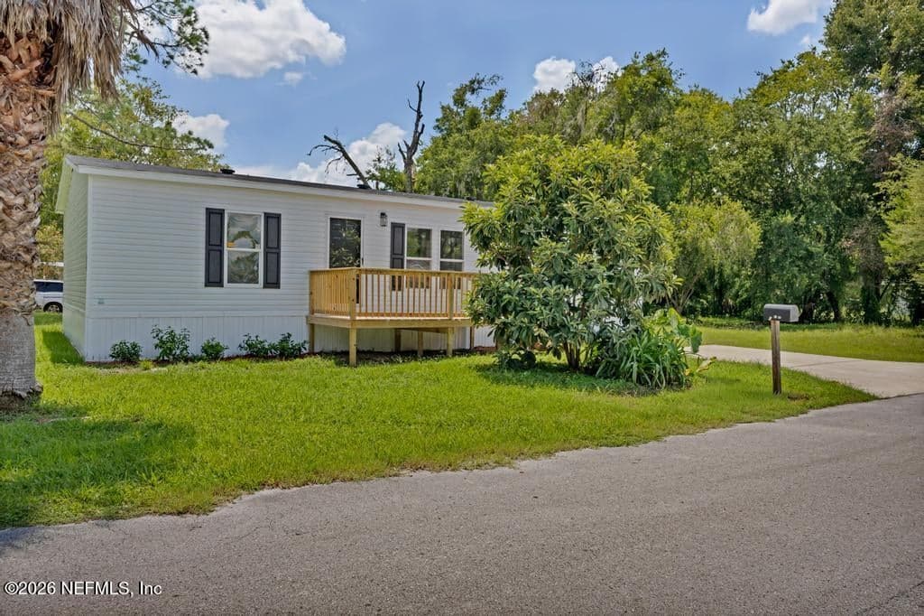 411 E LAKE Street, Palatka, FL 32177, Palatka, FL - photo 3