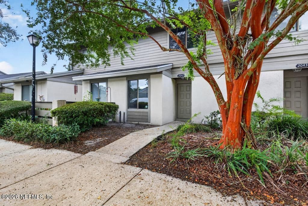 7620 BAYMEADOWS Circle W 2042, Jacksonville, FL 32256, Jacksonville, FL - photo 2
