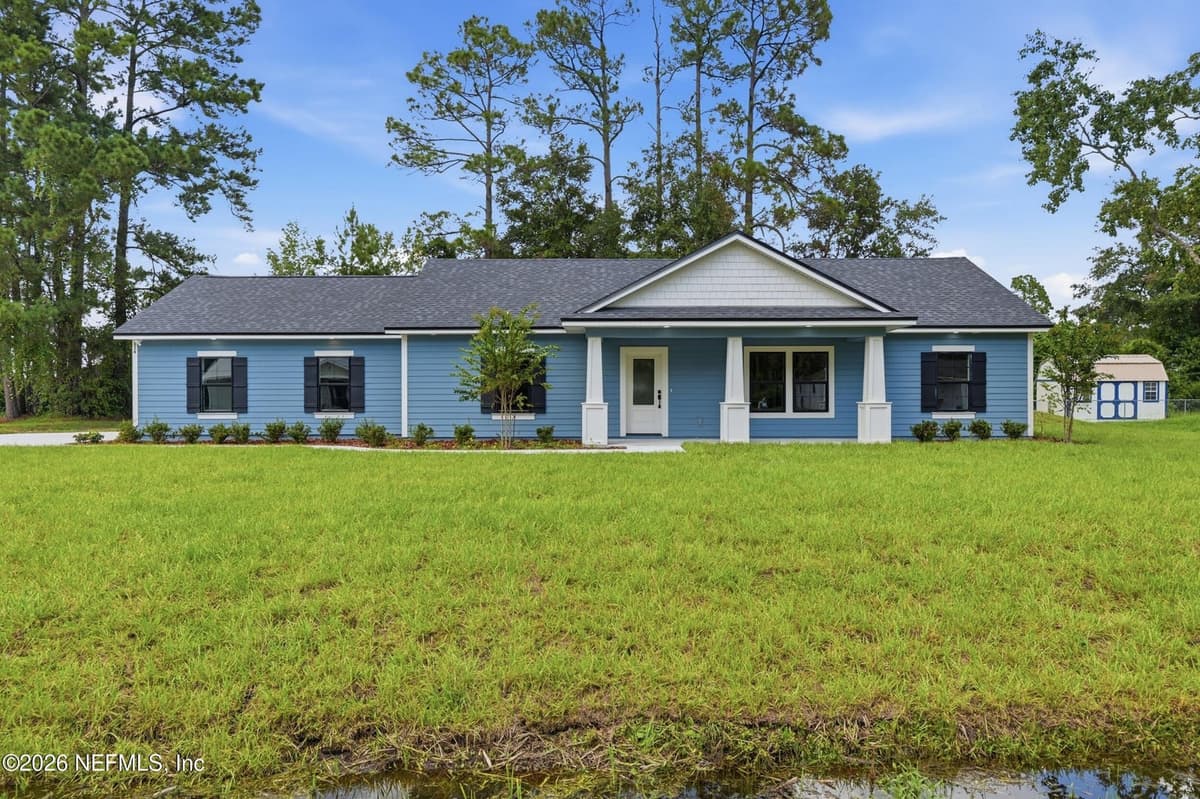 114 W CAMELOT Drive, Palatka, FL 32177, Palatka, FL - photo 3