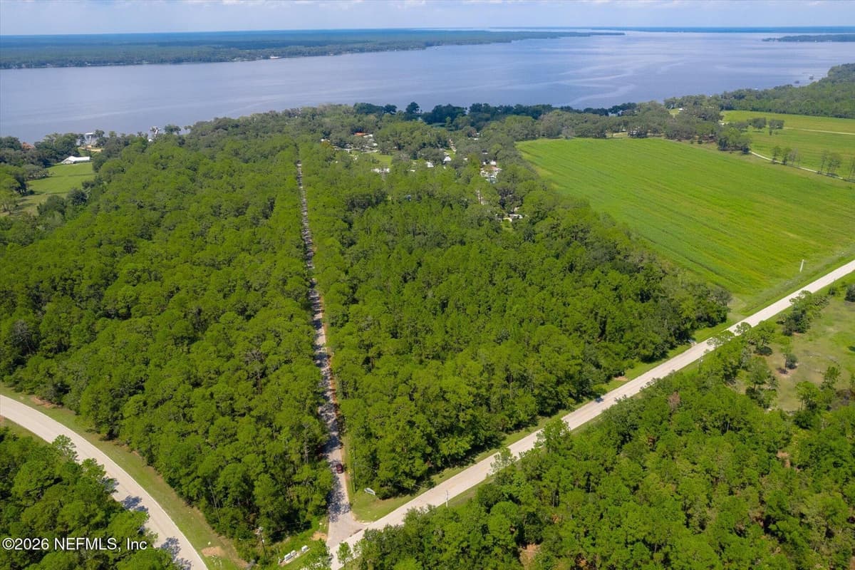 100 DANCY Avenue, East Palatka, FL 32131, East Palatka, FL - photo 2