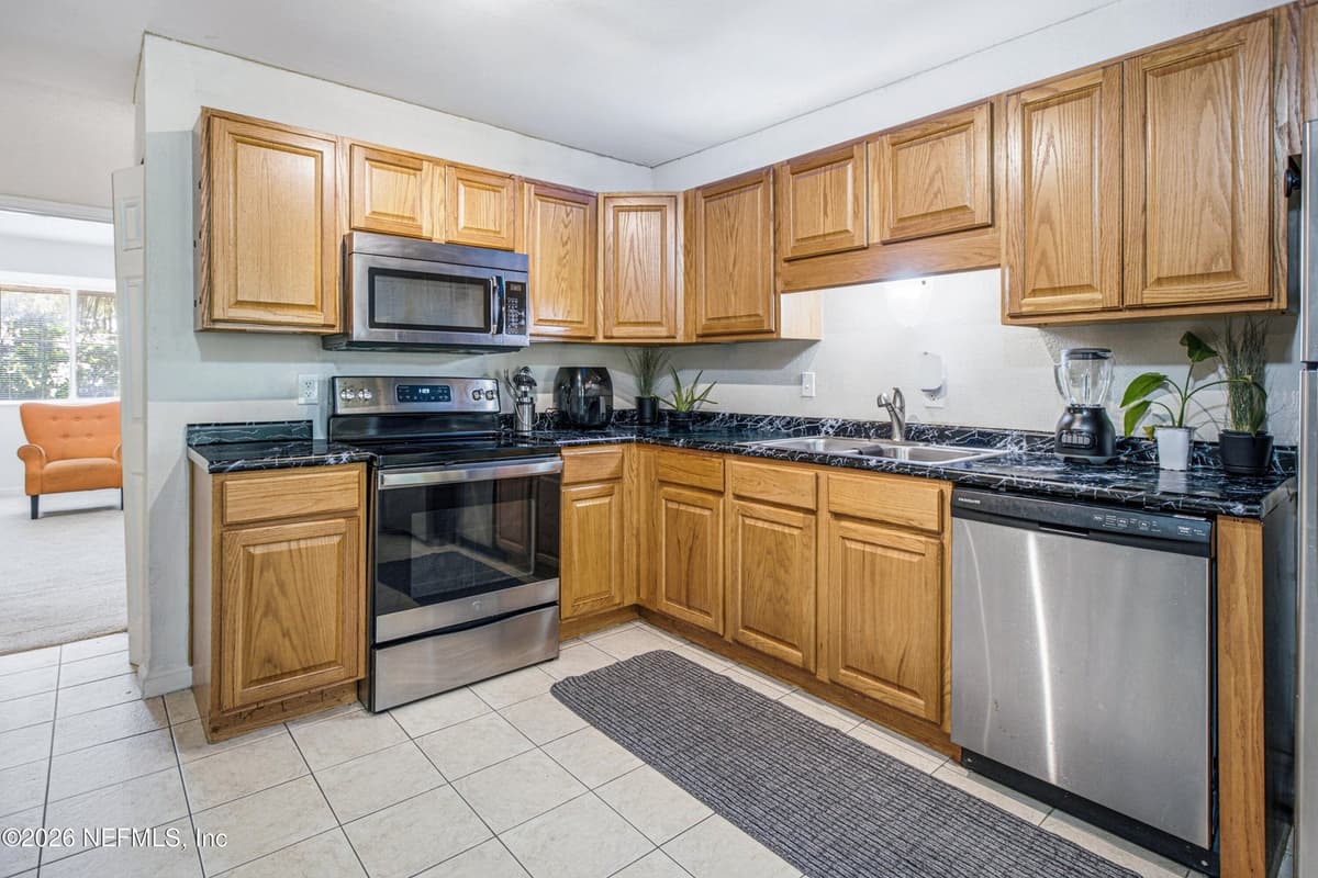 8880 OLD KINGS Road S 4, Jacksonville, FL 32257, Jacksonville, FL - photo 2
