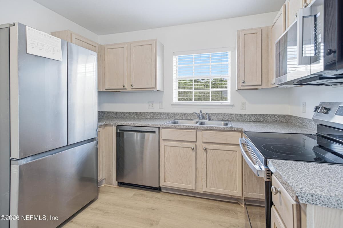 7800 POINT MEADOWS Drive 737, Jacksonville, FL 32256, Jacksonville, FL - photo 3