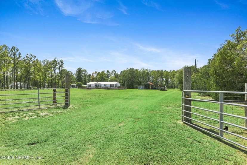 241826 COUNTY ROAD 121, Hilliard, FL 32046
