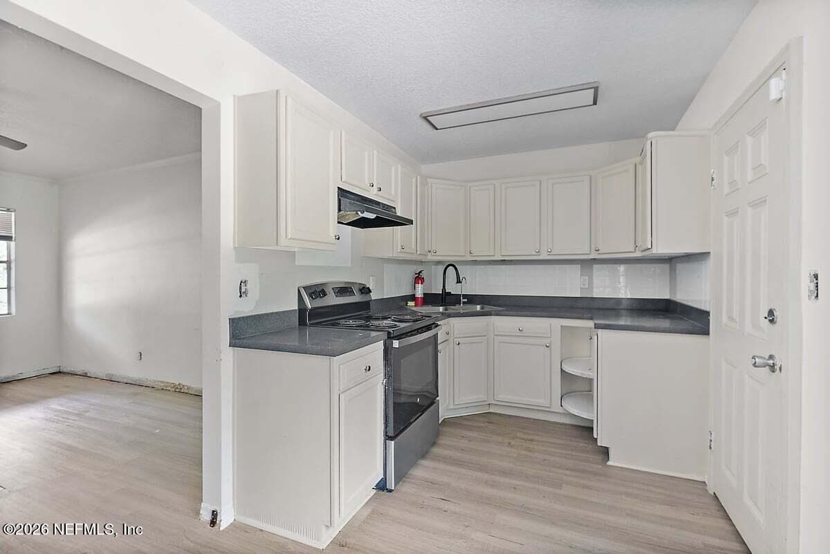 1611 HOWARD Road, Jacksonville, FL 32218, Jacksonville, FL - photo 3
