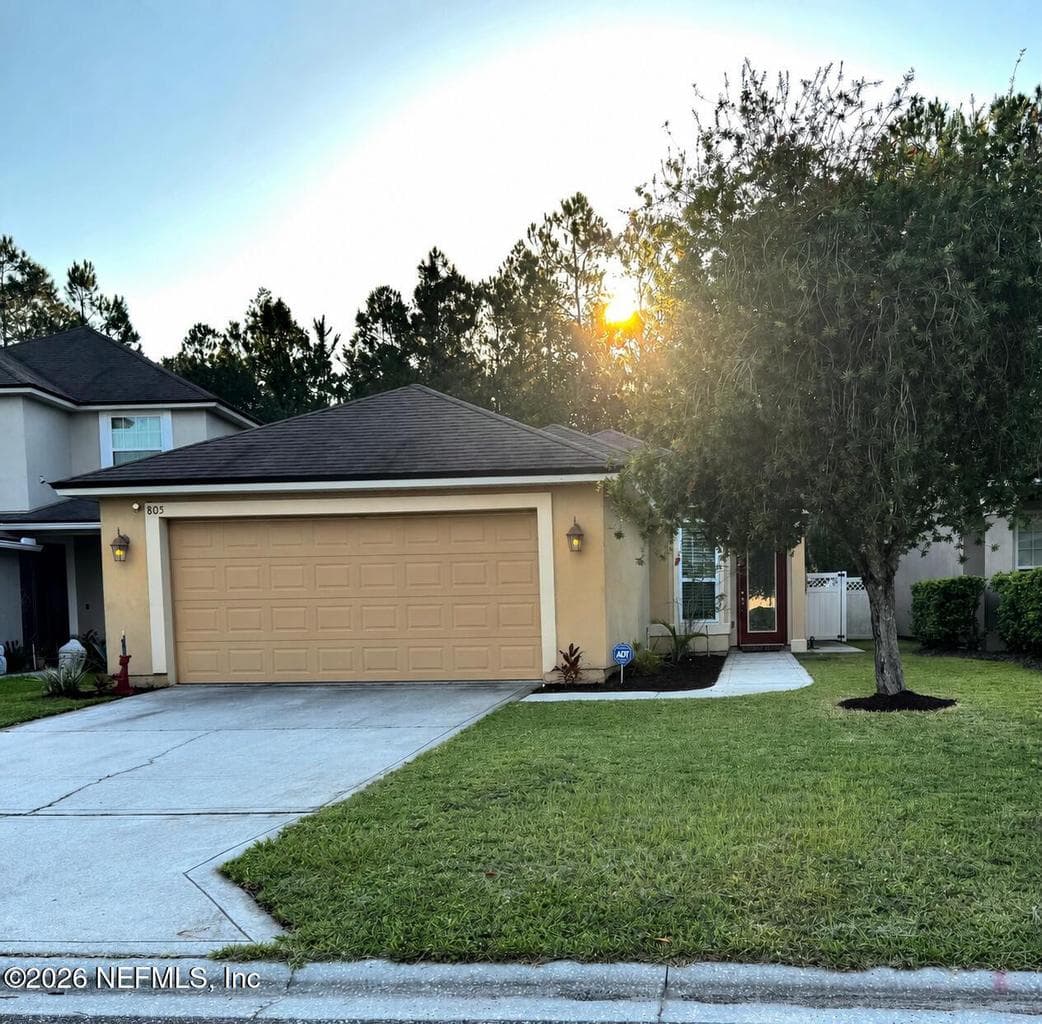 805 GLENDALE Lane, Orange Park, FL 32065