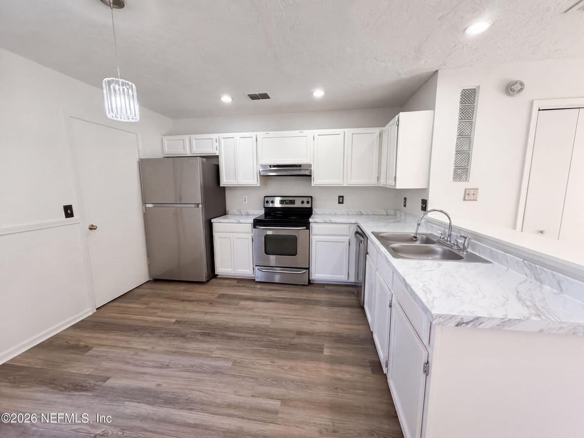 3561 RAIN FOREST Drive W, Jacksonville, FL 32277, Jacksonville, FL - photo 2