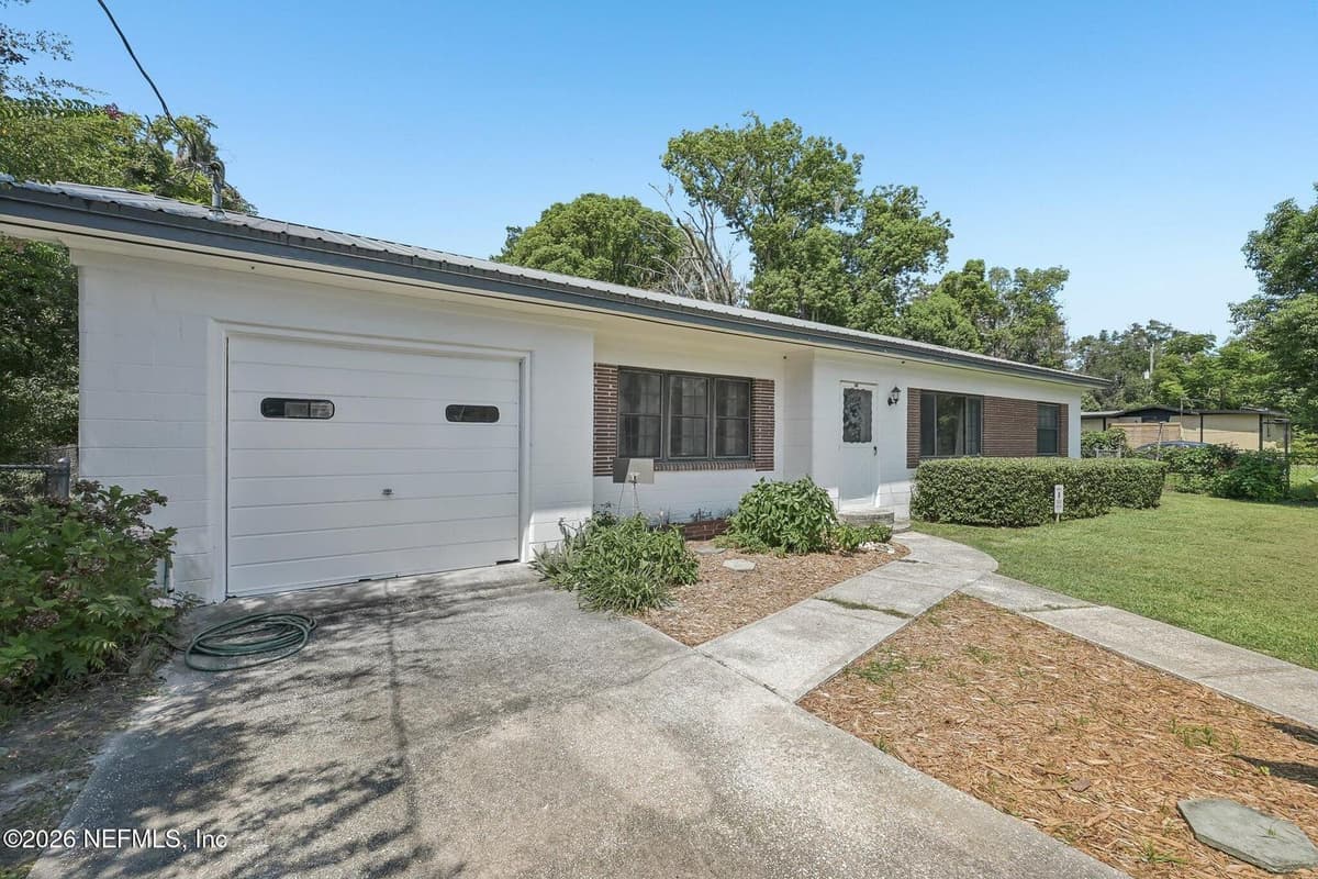 407 HIGHLAND Avenue S, Green Cove Springs, FL 32043, Green Cove Springs, FL - photo 3