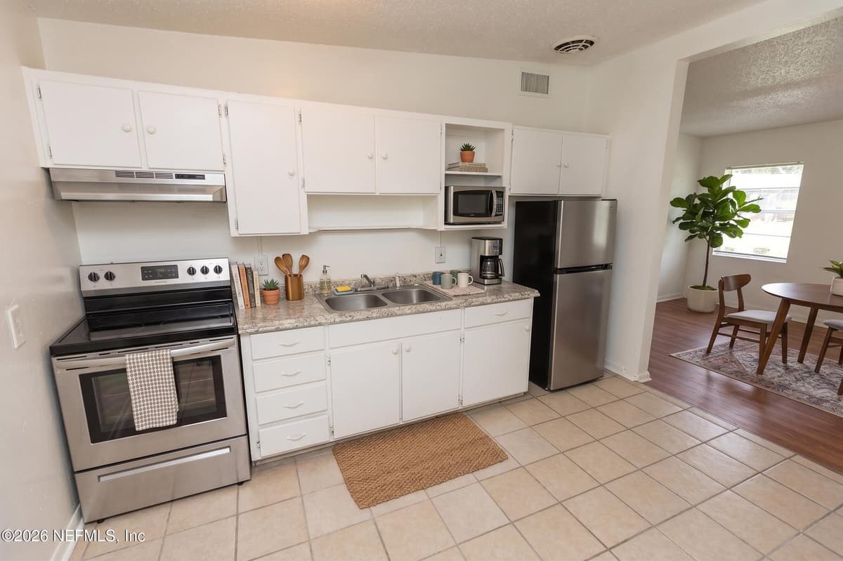 5601 PANSY Lane, Jacksonville, FL 32209, Jacksonville, FL - photo 3