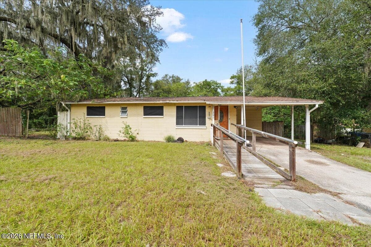 201 CANIS Drive W, Orange Park, FL 32073, Orange Park, FL - photo 1