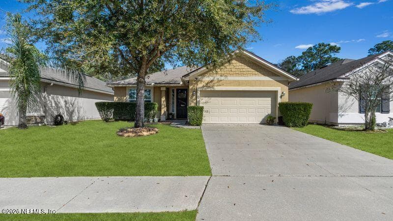 11768 LAKE BEND Circle, Jacksonville, FL 32218