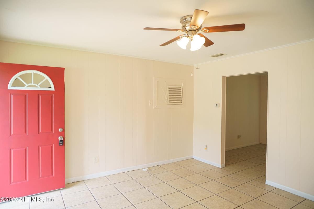3024 DALEHURST Drive W, Jacksonville, FL 32277, Jacksonville, FL - photo 3