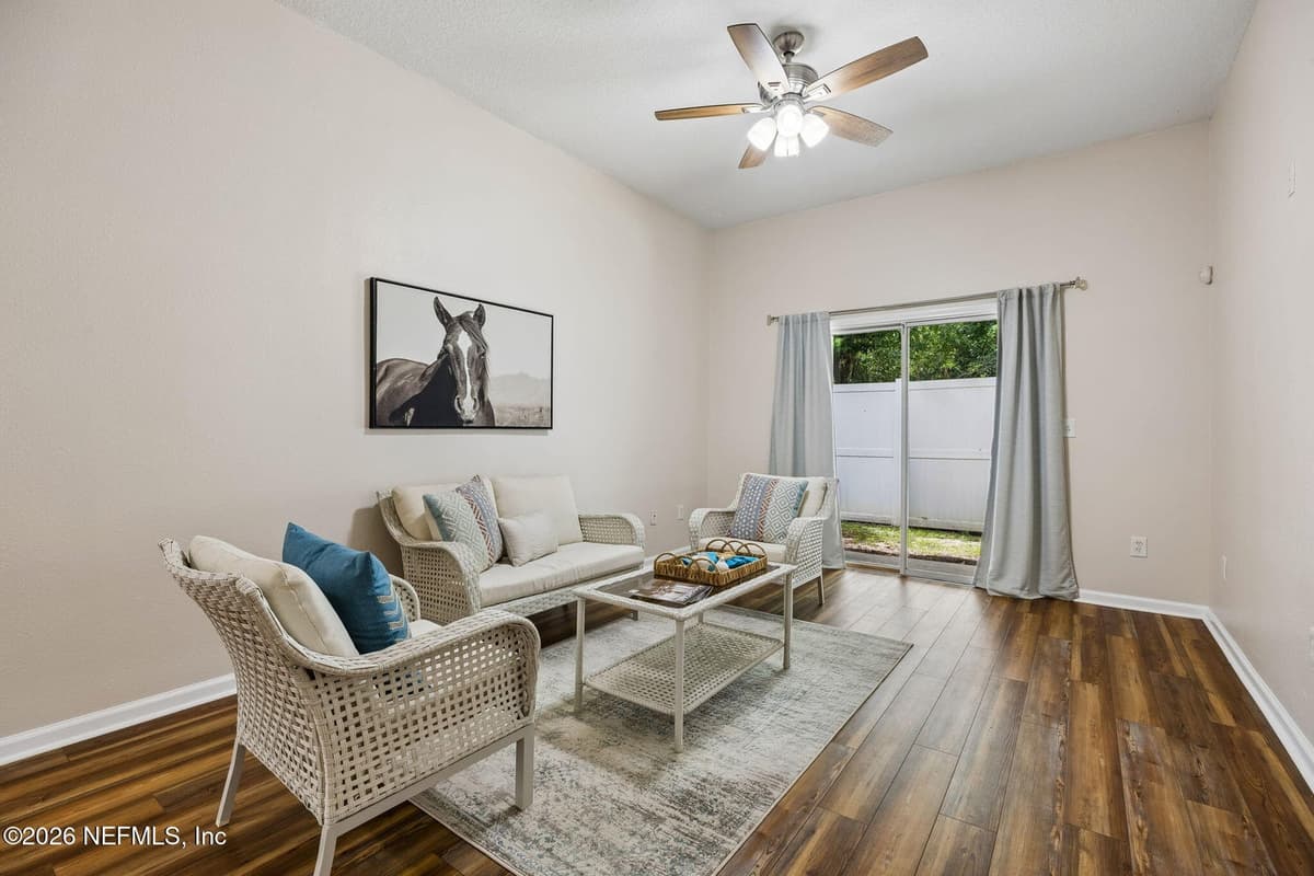 9390 UNDERWING Way 7-2, Jacksonville, FL 32257, Jacksonville, FL - photo 2