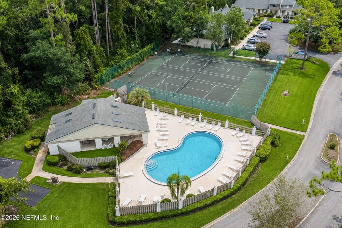 7701 BAYMEADOWS Circle W 1077, Jacksonville, FL 32256, Jacksonville, FL - photo 3